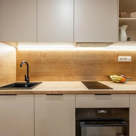 Karpatska Apartament *